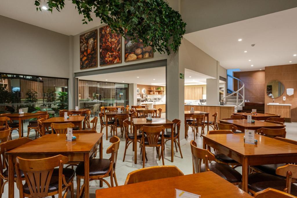 Malibu Plaza Hotel 라우로 데 프레이타스 외부 사진